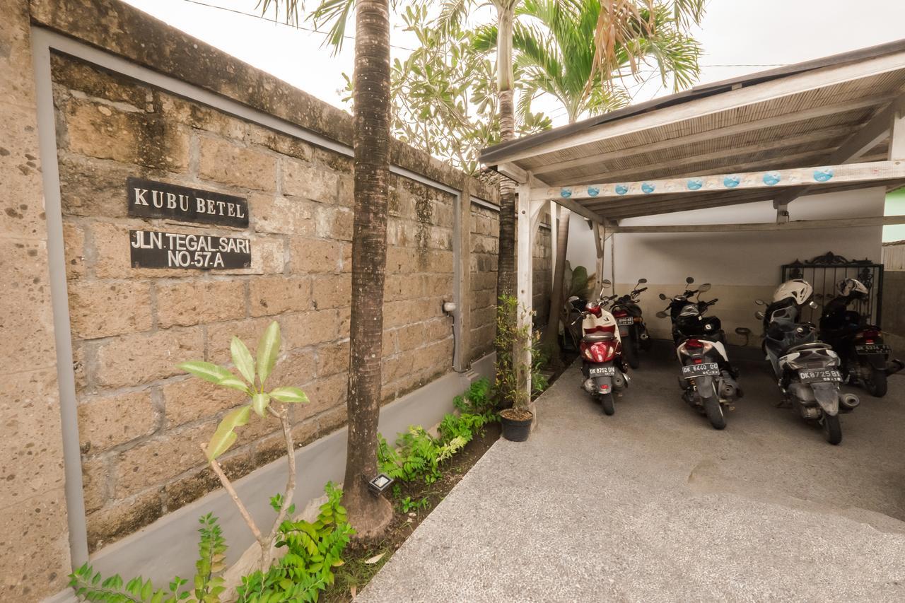 Kubu Betel Home Stay Canggu Esterno foto